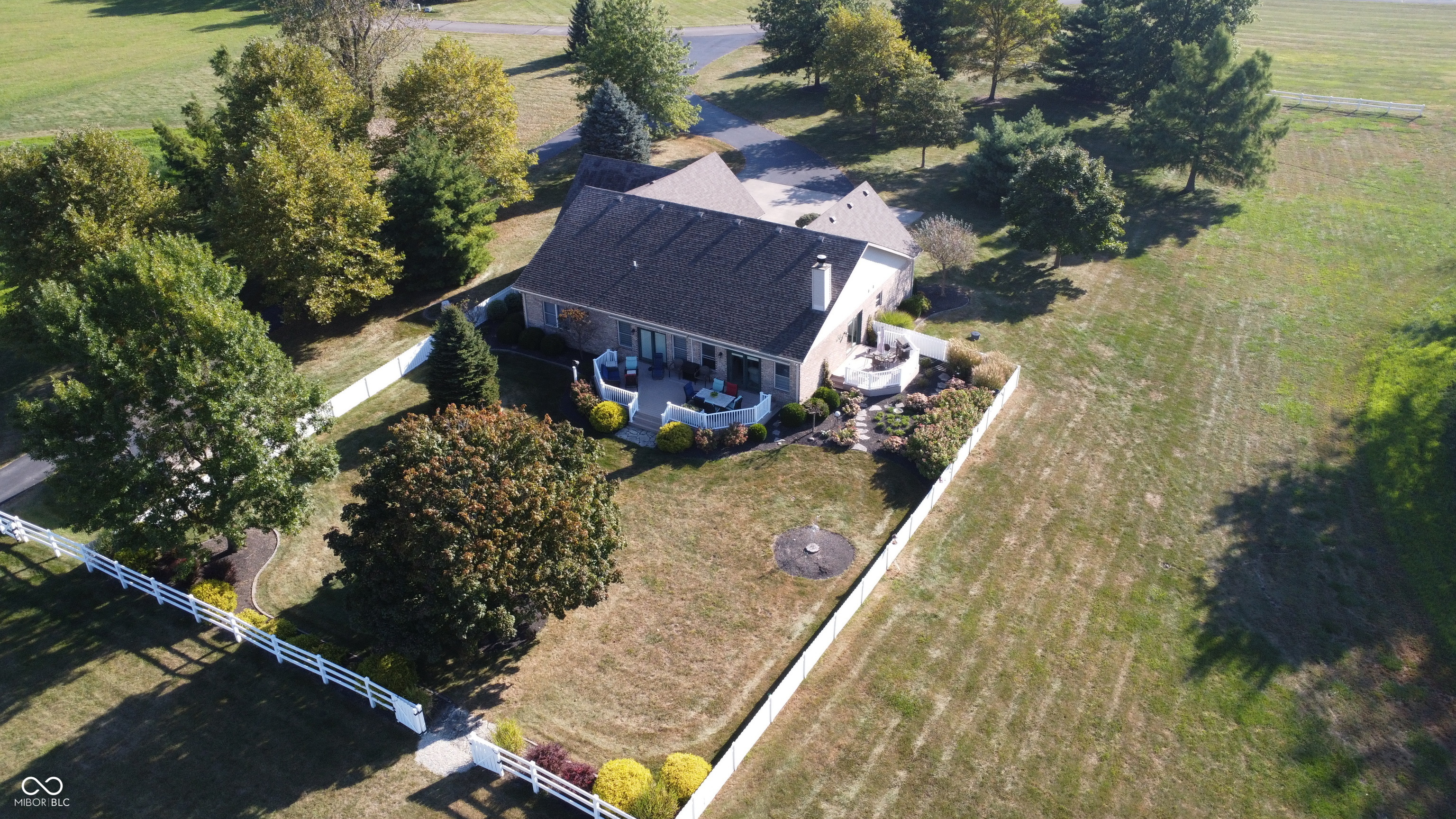 121000 Native Trail Yorktown, IN 47396 - Photo 35 of 39