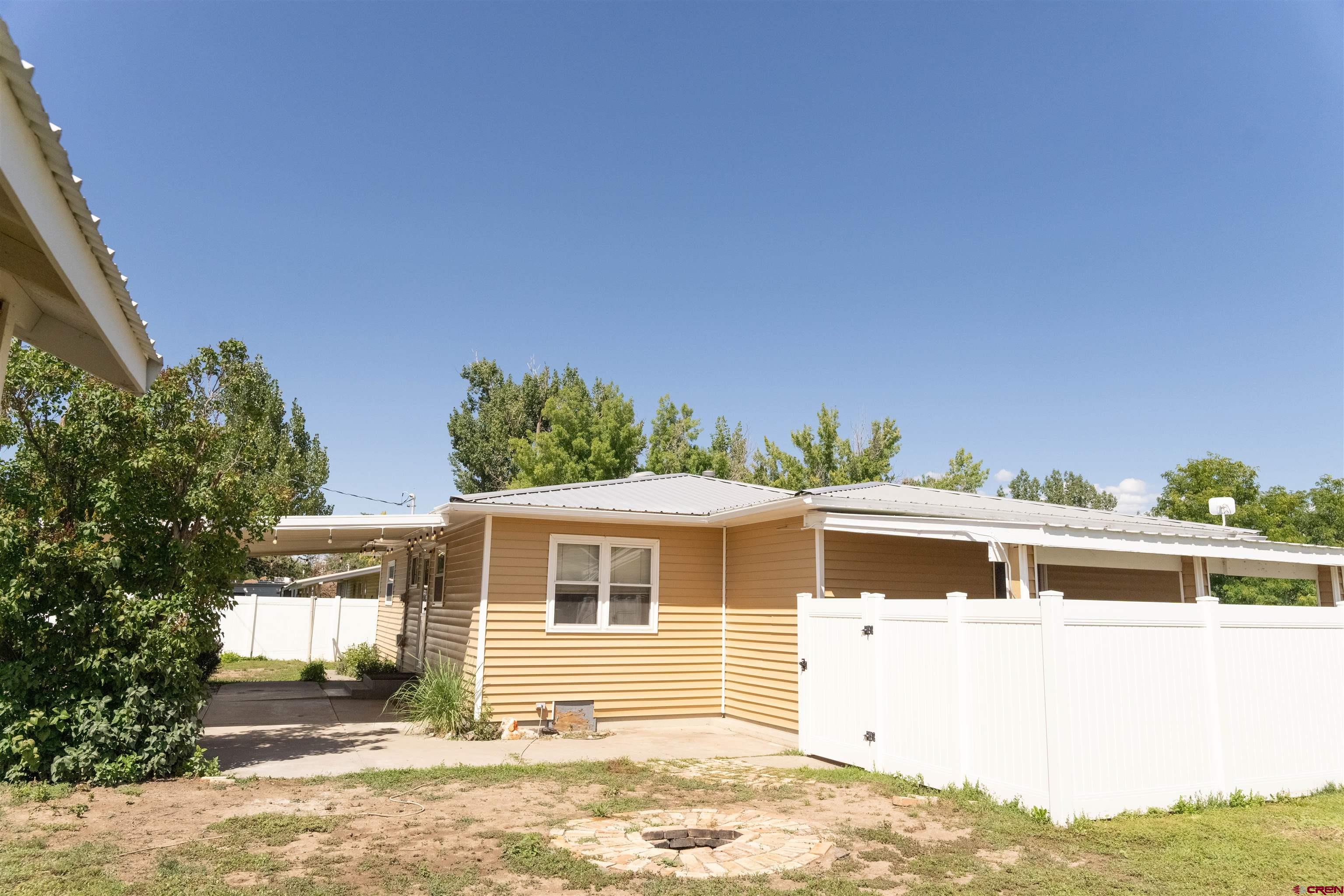 1005 Alpine Road Montrose, CO 81403 - Photo 4 of 34 Gallery Image 4