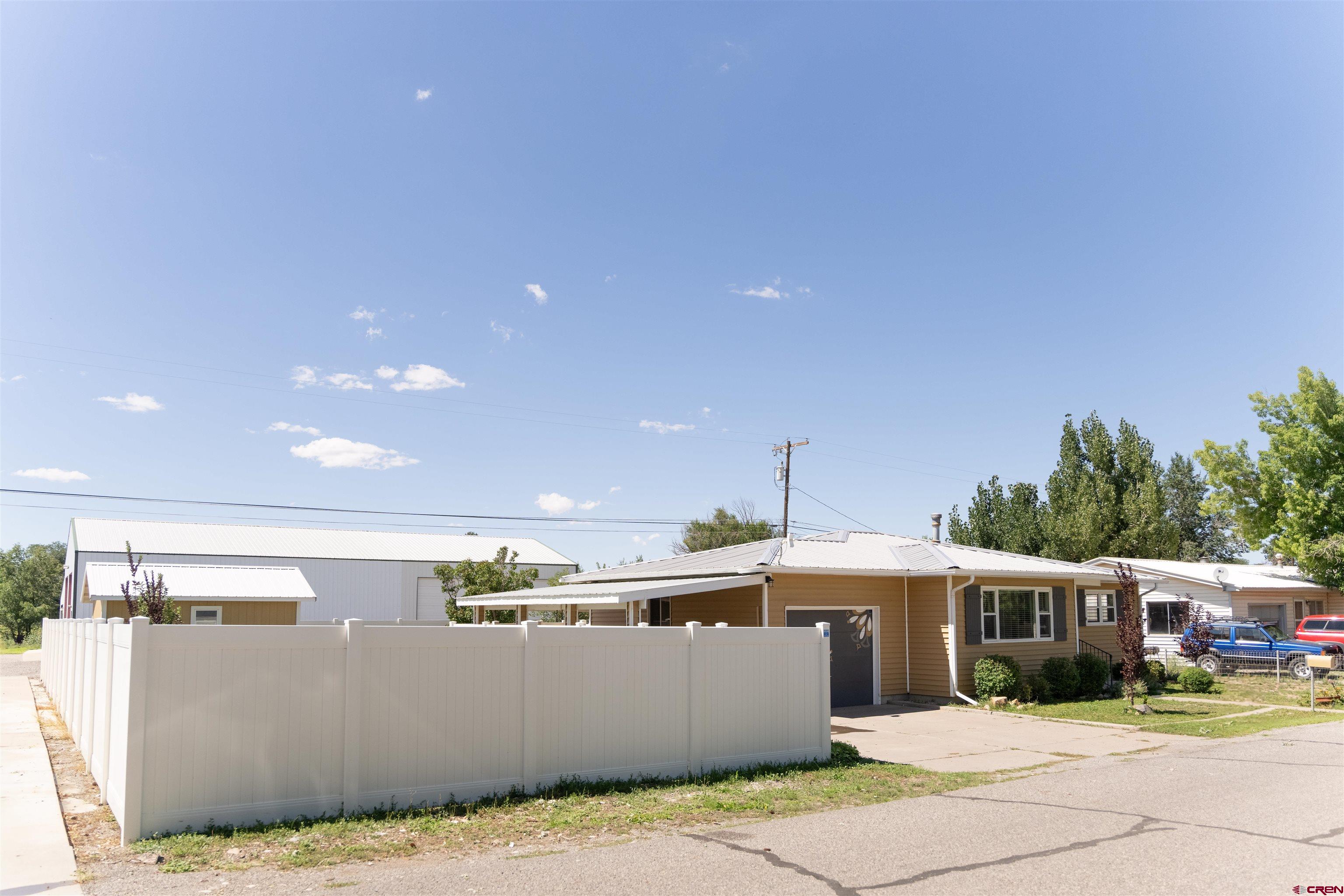 1005 Alpine Road Montrose, CO 81403 - Photo 8 of 34 Gallery Image 8