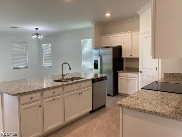 $2,600 | 14662 Cantabria Drive, Fort Myers, FL 33905