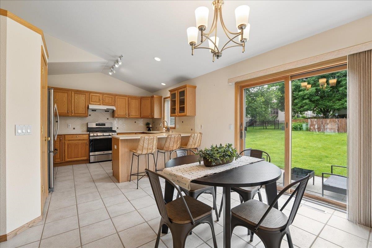 2645 Mica Road Fitchburg, WI 53711 - Photo 10 of 56