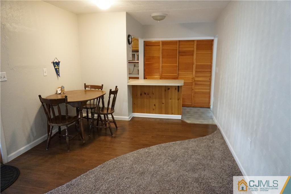 8 Wendy Road Colonia, NJ 07067 - Photo 11 of 24 Gallery Image 11