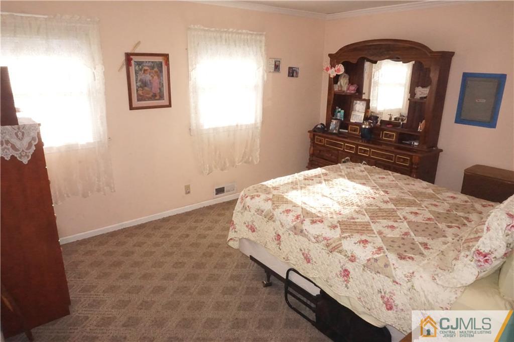 8 Wendy Road Colonia, NJ 07067 - Photo 15 of 24 Gallery Image 15