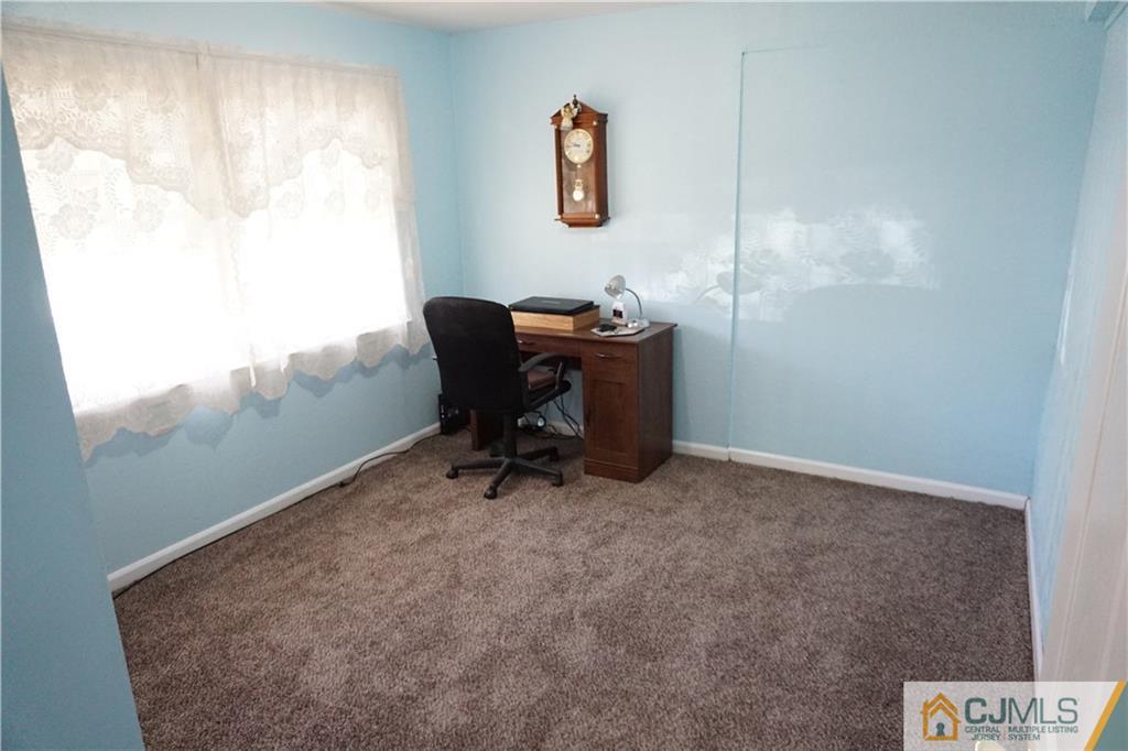 8 Wendy Road Colonia, NJ 07067 - Photo 16 of 24 Gallery Image 16