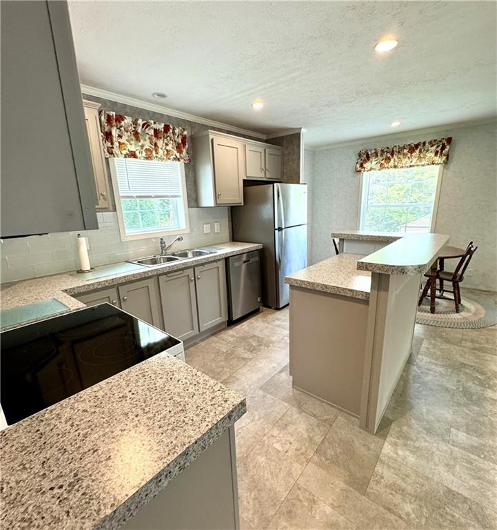 129 Trinidad Street Butler, PA 16002 - Photo 3 of 16