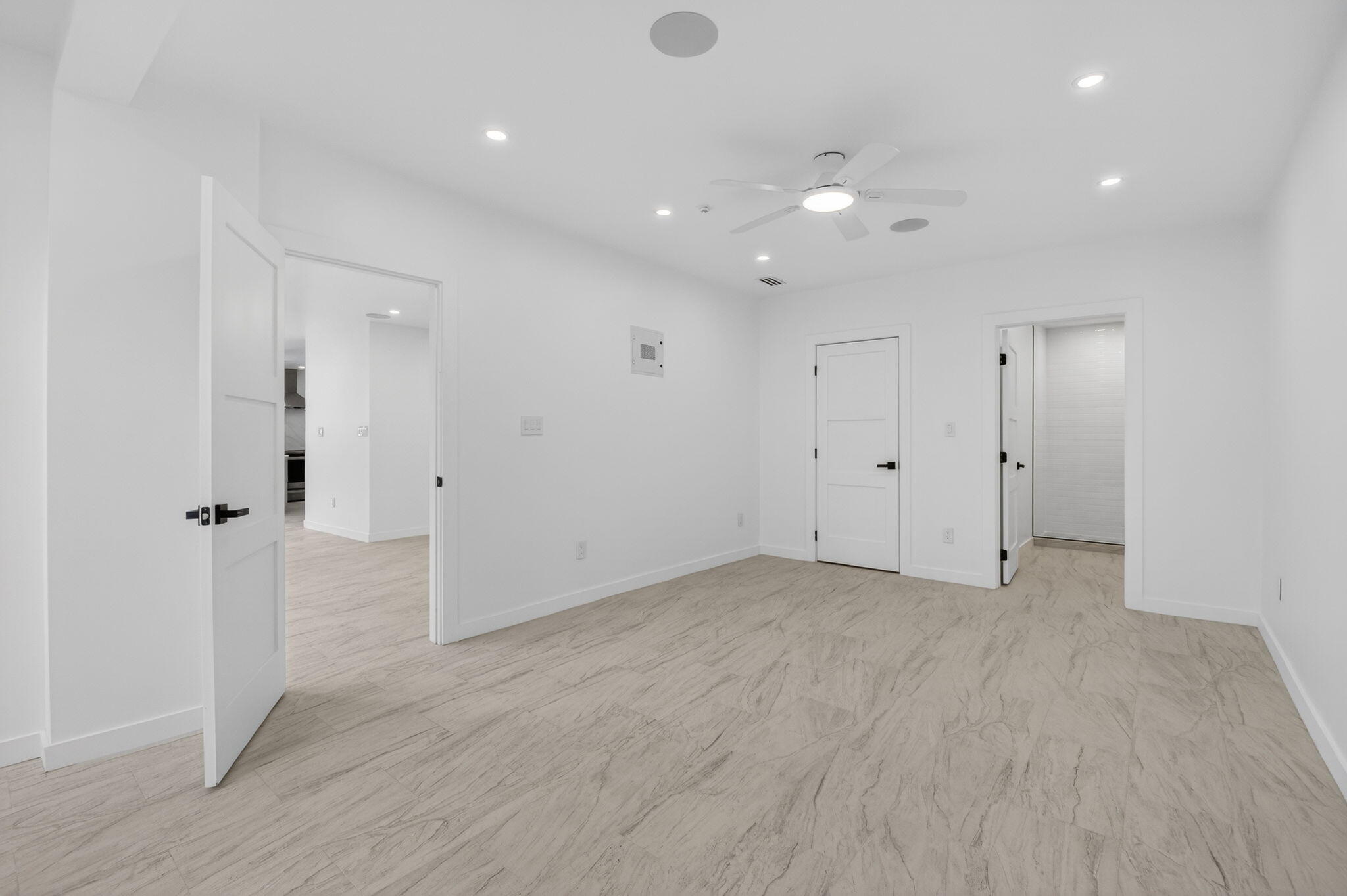 7819 Lakeside Boulevard, Unit 812 Boca Raton, FL 33434 - Photo 11 of 54 Primary Bedroom