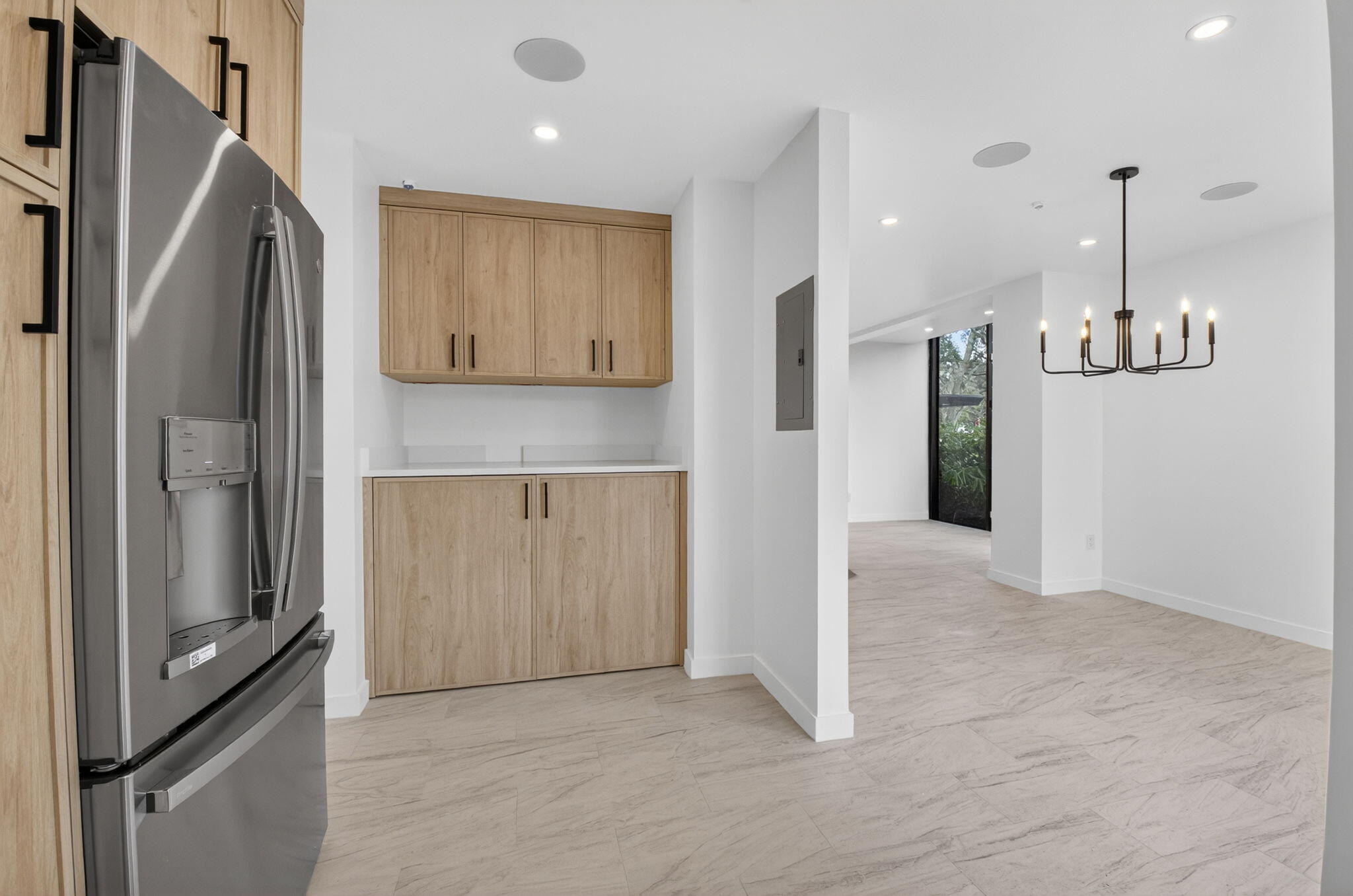 7819 Lakeside Boulevard, Unit 812 Boca Raton, FL 33434 - Photo 9 of 54 Laundry