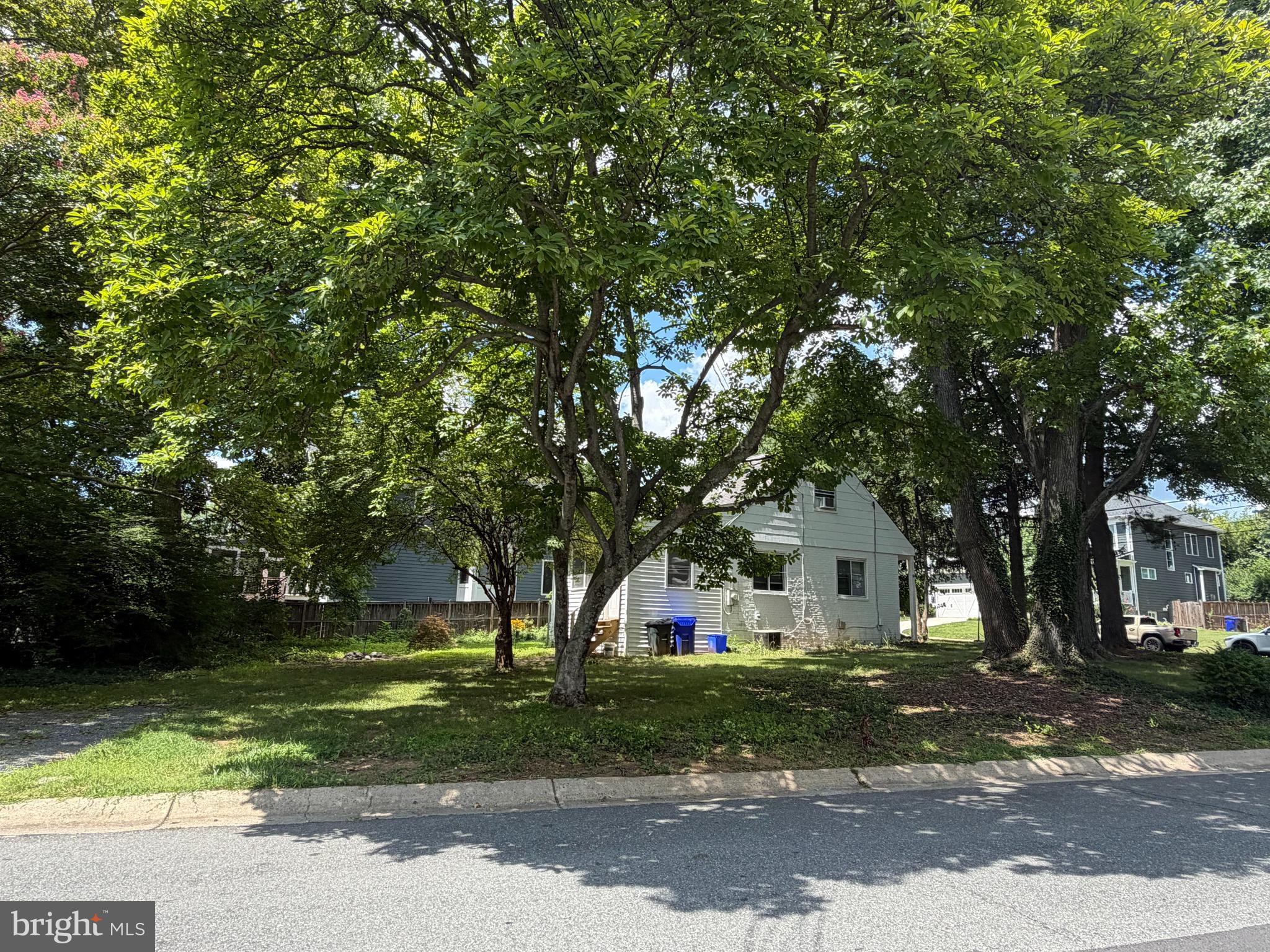 6000 Sonoma Road Bethesda, MD 20817 - Photo 5 of 7 Deep lot