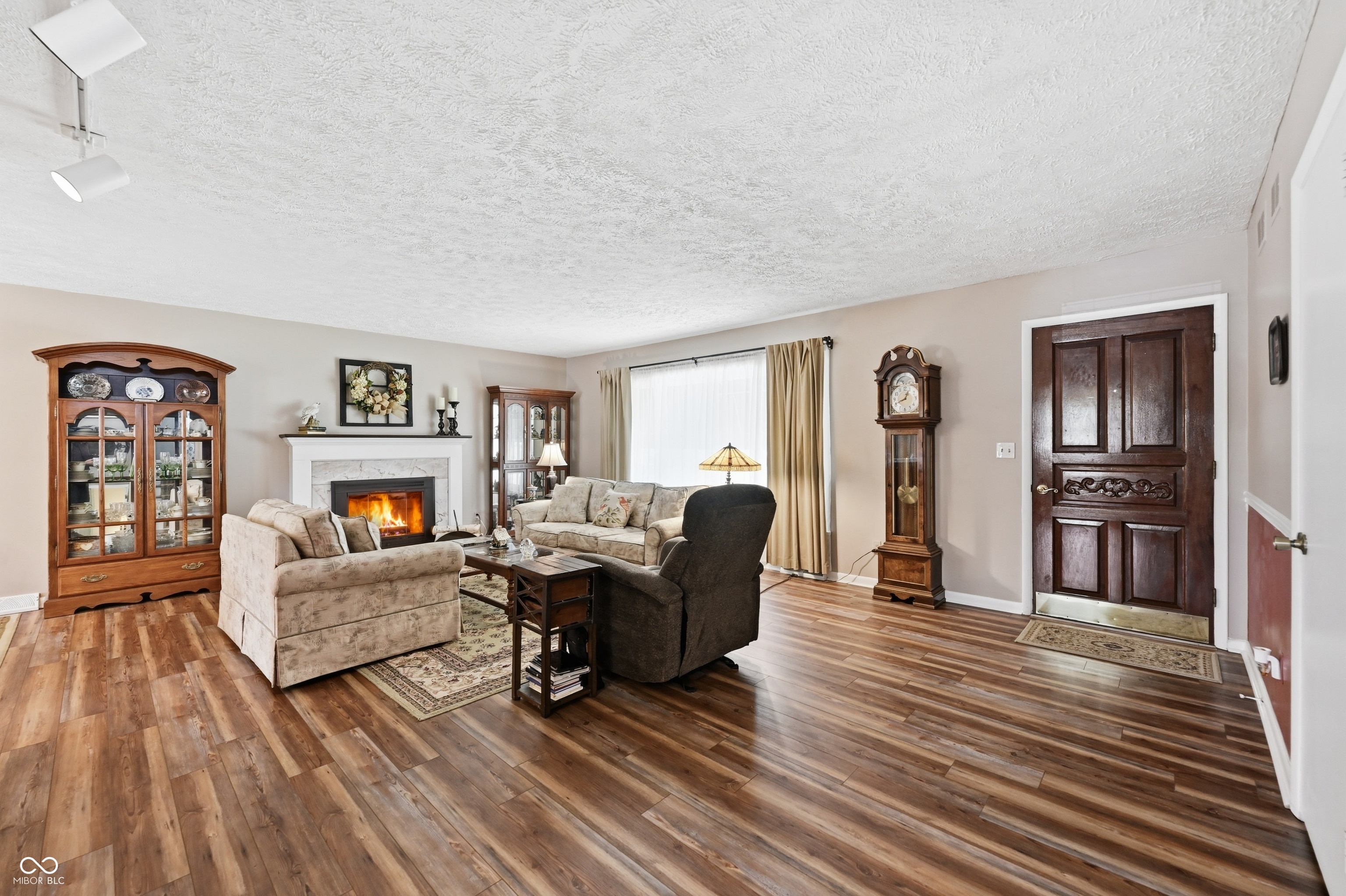 902 Old Orchard Road Anderson, IN 46011 - Photo 2 of 44