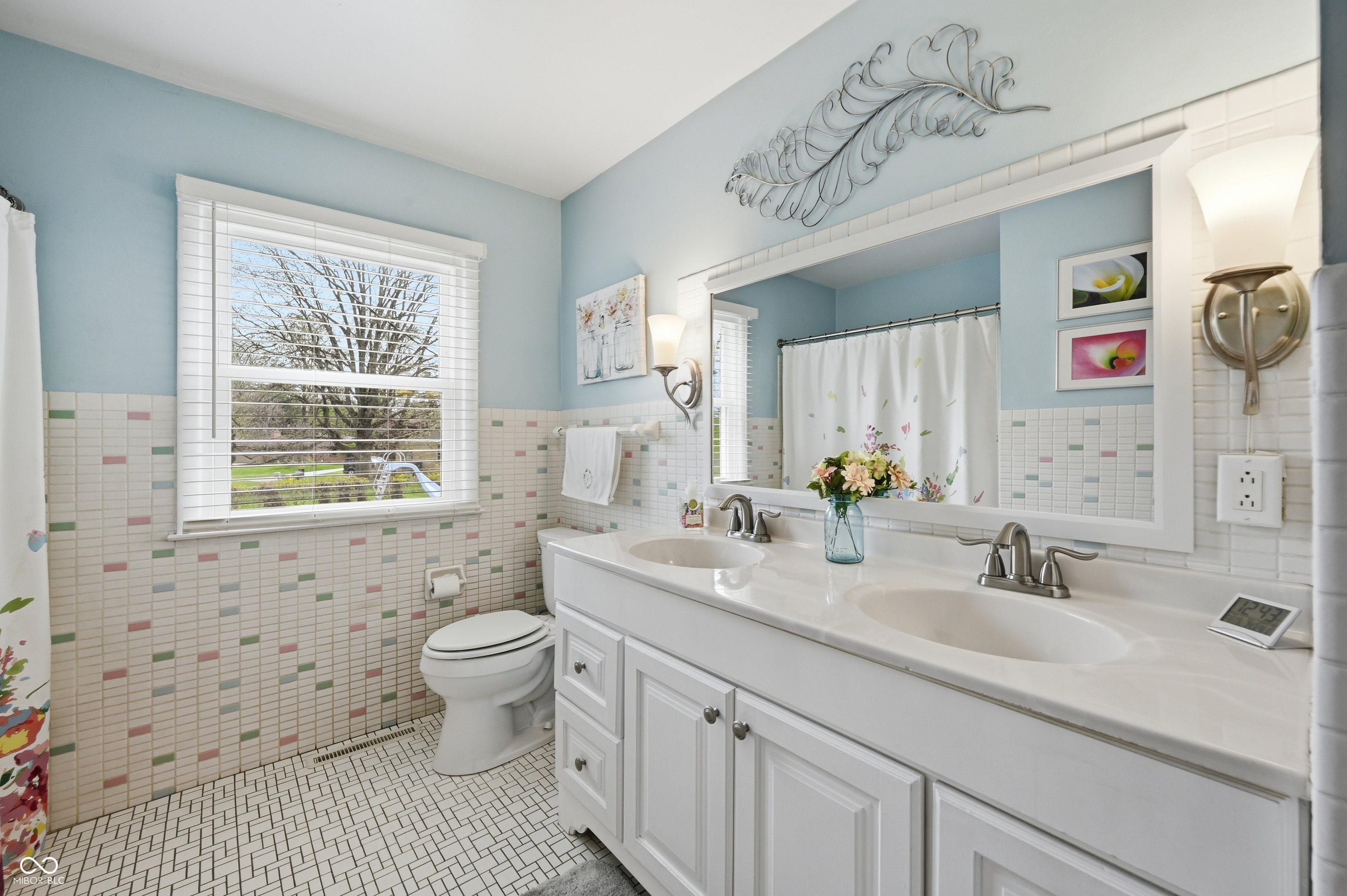 902 Old Orchard Road Anderson, IN 46011 - Photo 25 of 44