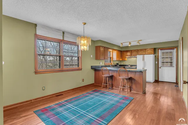 $395,000 | 1884 East 978Th Road, Lawrence, KS 66049