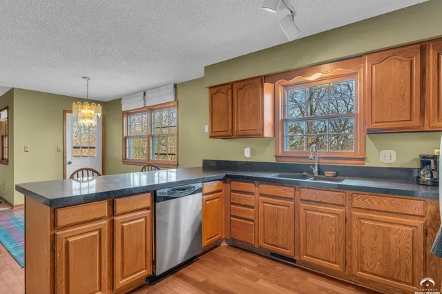 $395,000 | 1884 East 978Th Road, Lawrence, KS 66049