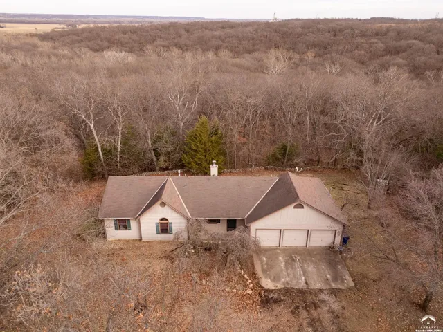 $395,000 | 1884 East 978Th Road, Lawrence, KS 66049