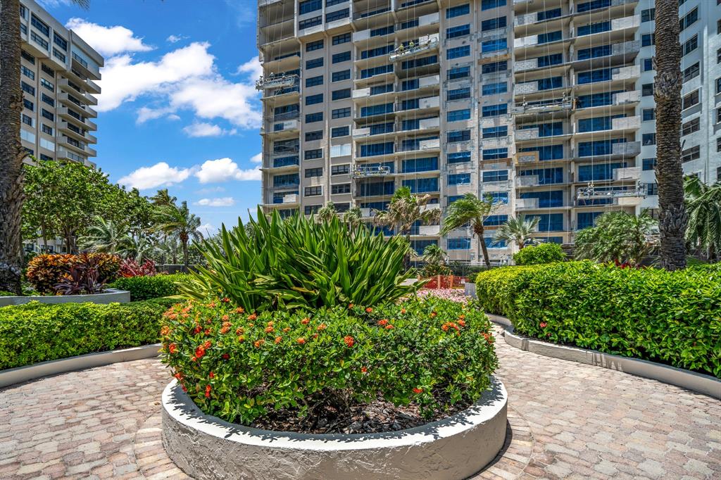 5100 North Ocean Boulevard, Unit 1217 Lauderdale-by-the-Sea, FL 33308 - Photo 21 of 32 a view of a garden