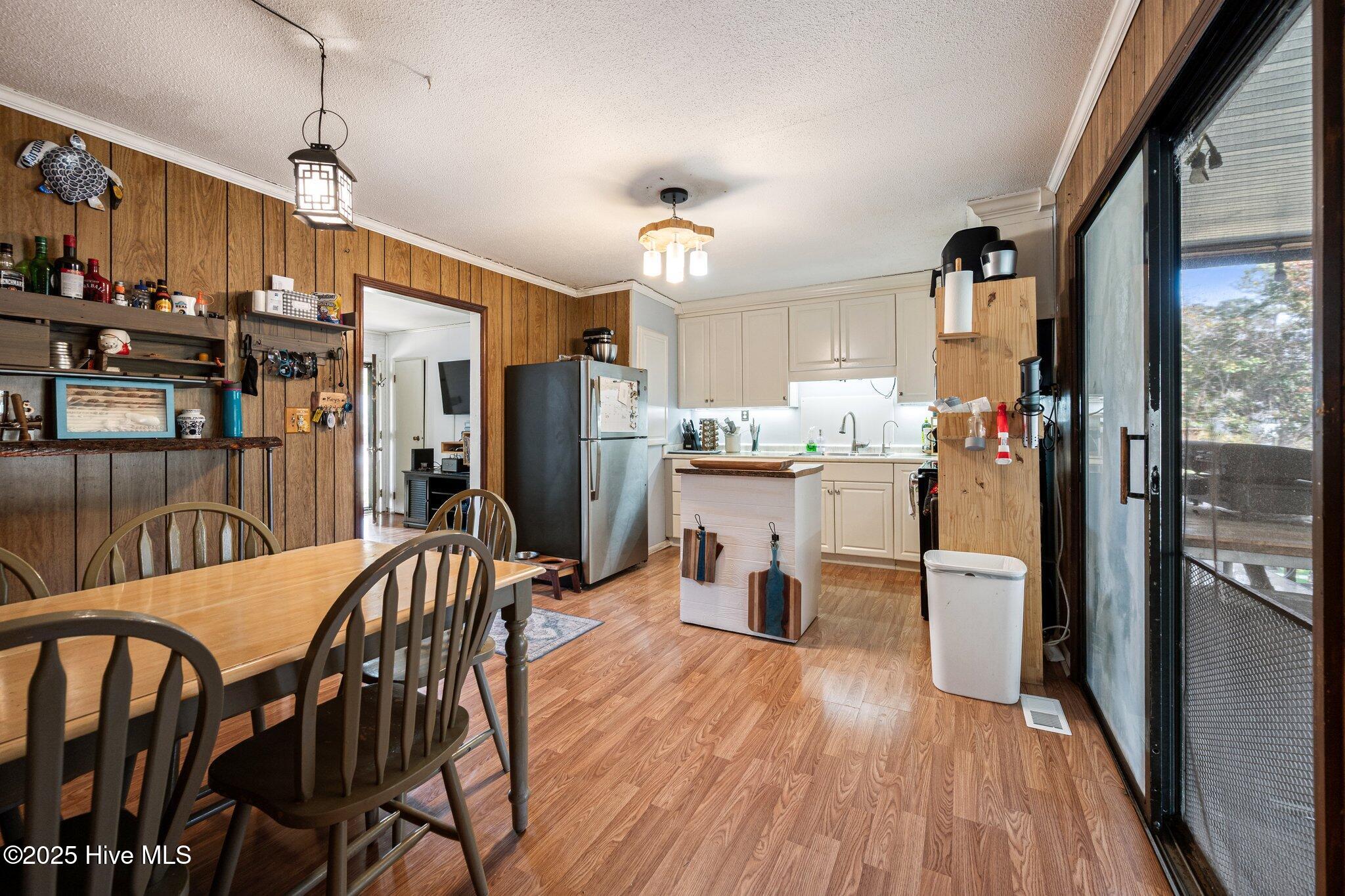 106 Rice Road Wilmington, NC 28409 - Photo 6 of 34 Kitchen