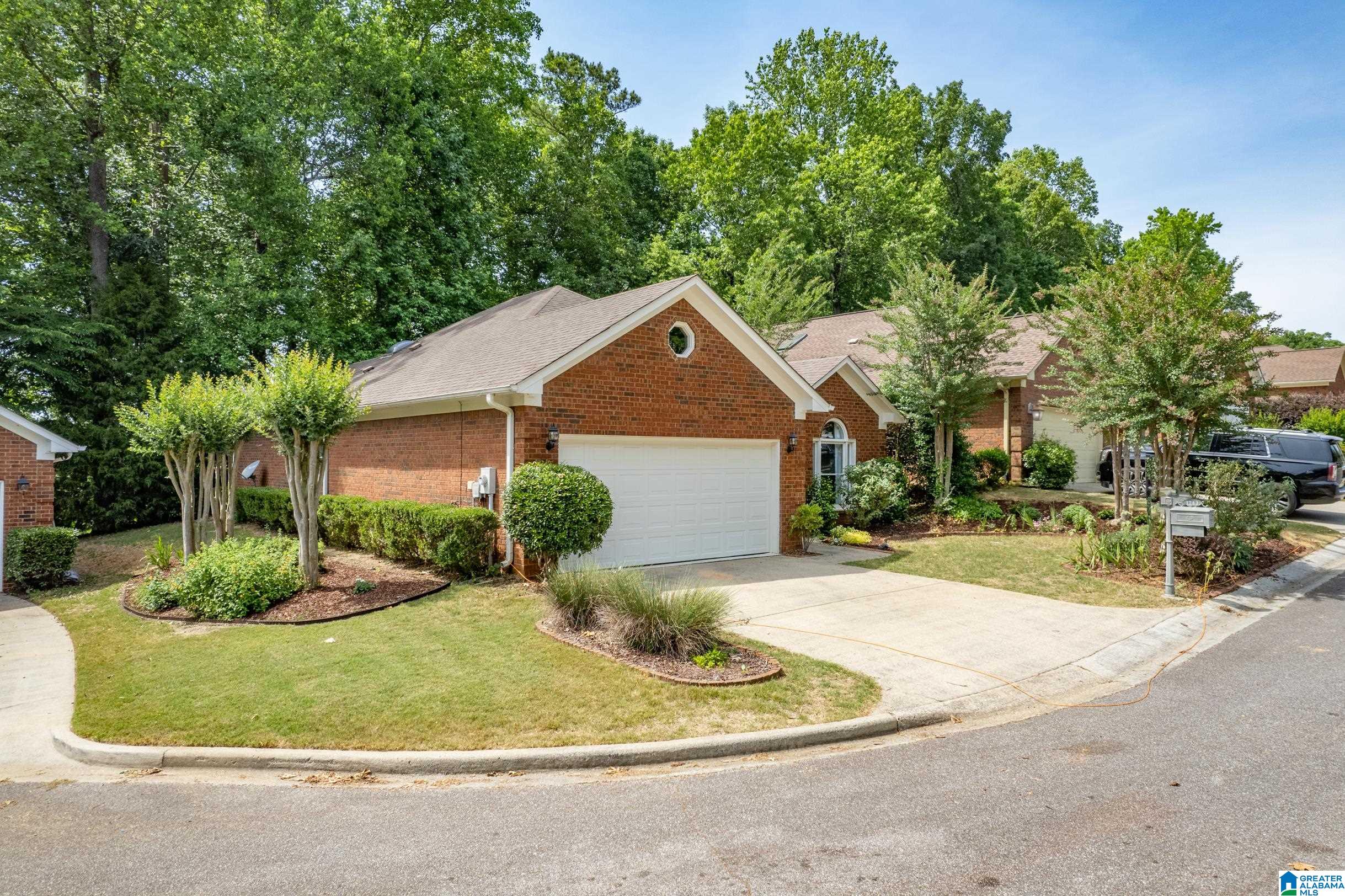 1243 Berwick Road Birmingham, AL 35242 - Photo 3 of 33