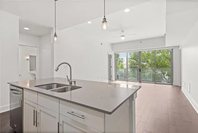 $439,000 | 1100 Howell Mill Road Northwest, Unit 212, Atlanta, GA 30318