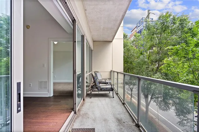 $439,000 | 1100 Howell Mill Road Northwest, Unit 212, Atlanta, GA 30318