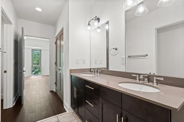 $439,000 | 1100 Howell Mill Road Northwest, Unit 212, Atlanta, GA 30318