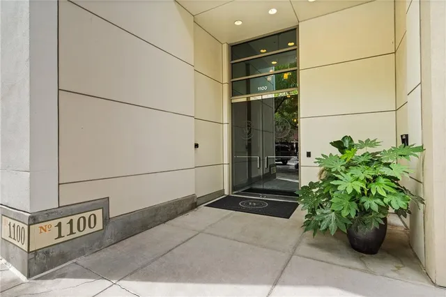 $439,000 | 1100 Howell Mill Road Northwest, Unit 212, Atlanta, GA 30318