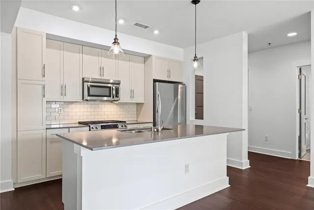 $439,000 | 1100 Howell Mill Road Northwest, Unit 212, Atlanta, GA 30318