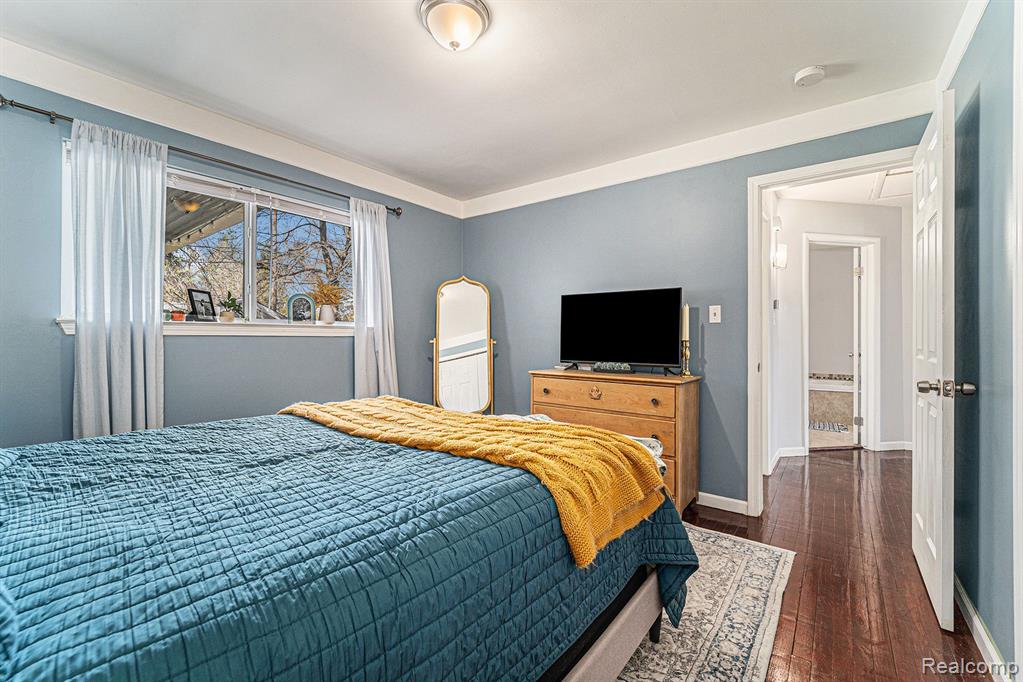 5760 Crescent Road Waterford, MI 48327 - Photo 22 of 30 Gallery Image 22