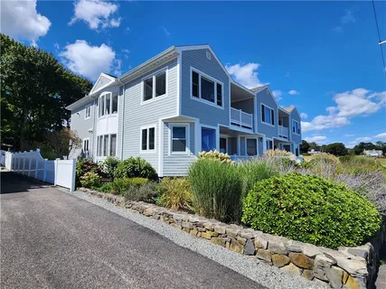 $1,295,000 | 73 Conanicus Avenue, Unit 4, Jamestown, RI 02835