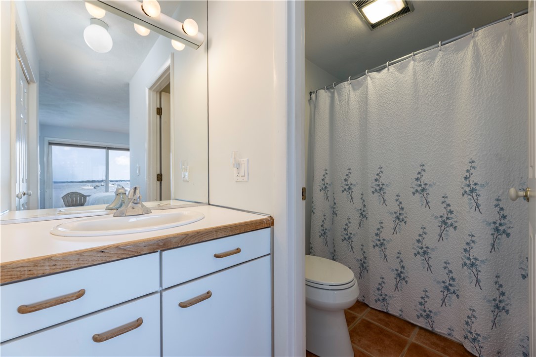 73 Conanicus Avenue, Unit 4 Jamestown, RI 02835 - Photo 28 of 33