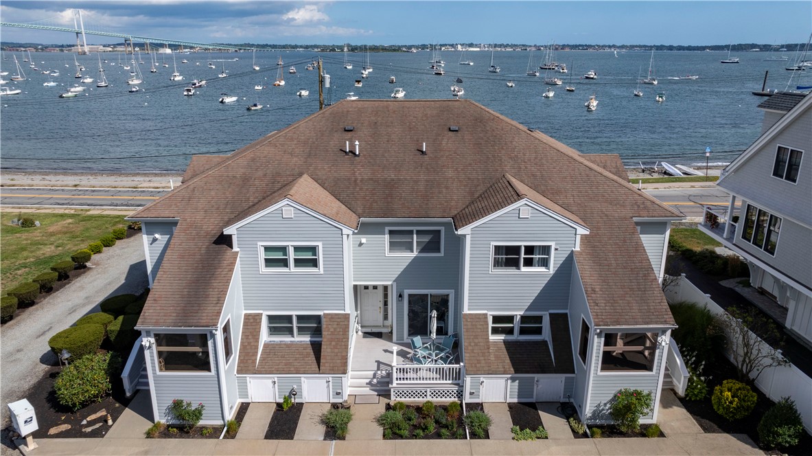 73 Conanicus Avenue, Unit 4 Jamestown, RI 02835 - Photo 8 of 33