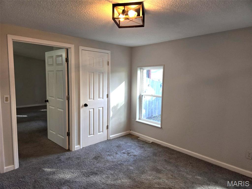 511 Collins Street Carlyle, IL 62231 - Photo 13 of 14