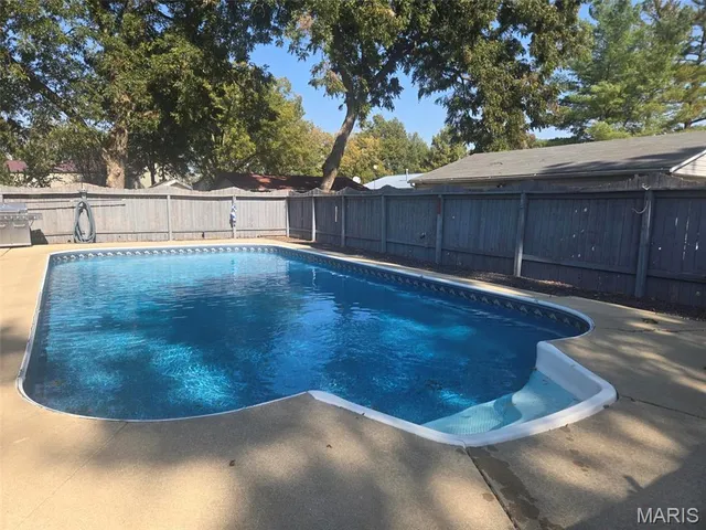 $115,000 | 511 Collins Street, Carlyle, IL 62231