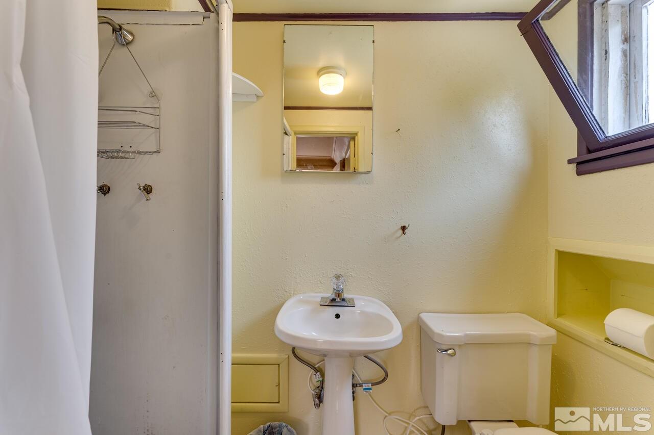 710 Yori Avenue Reno, NV 89502 - Photo 14 of 36 Photo 14