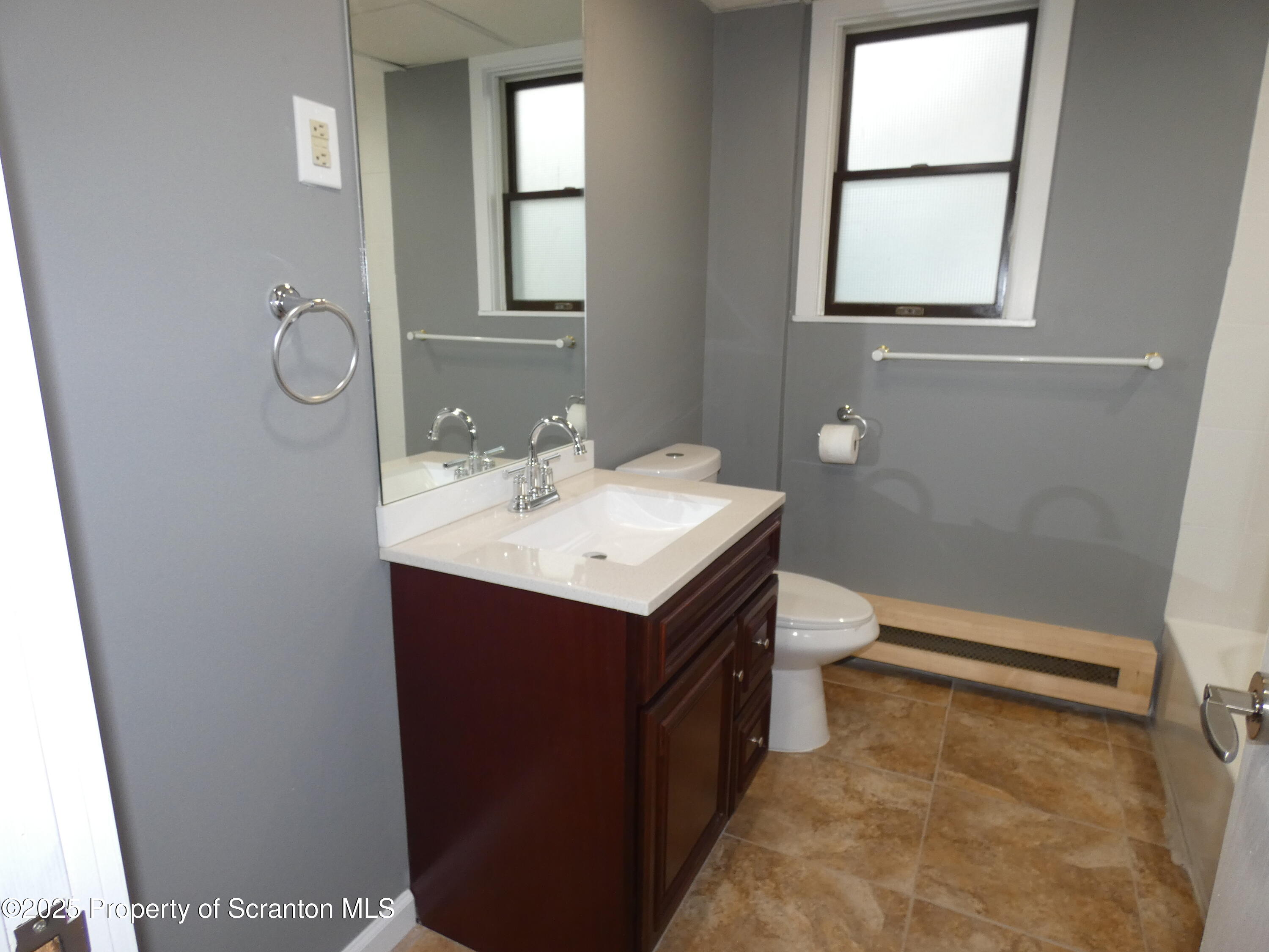 620 Sanderson Avenue, Unit 2 Olyphant, PA 18447 - Photo 15 of 44 P1040057