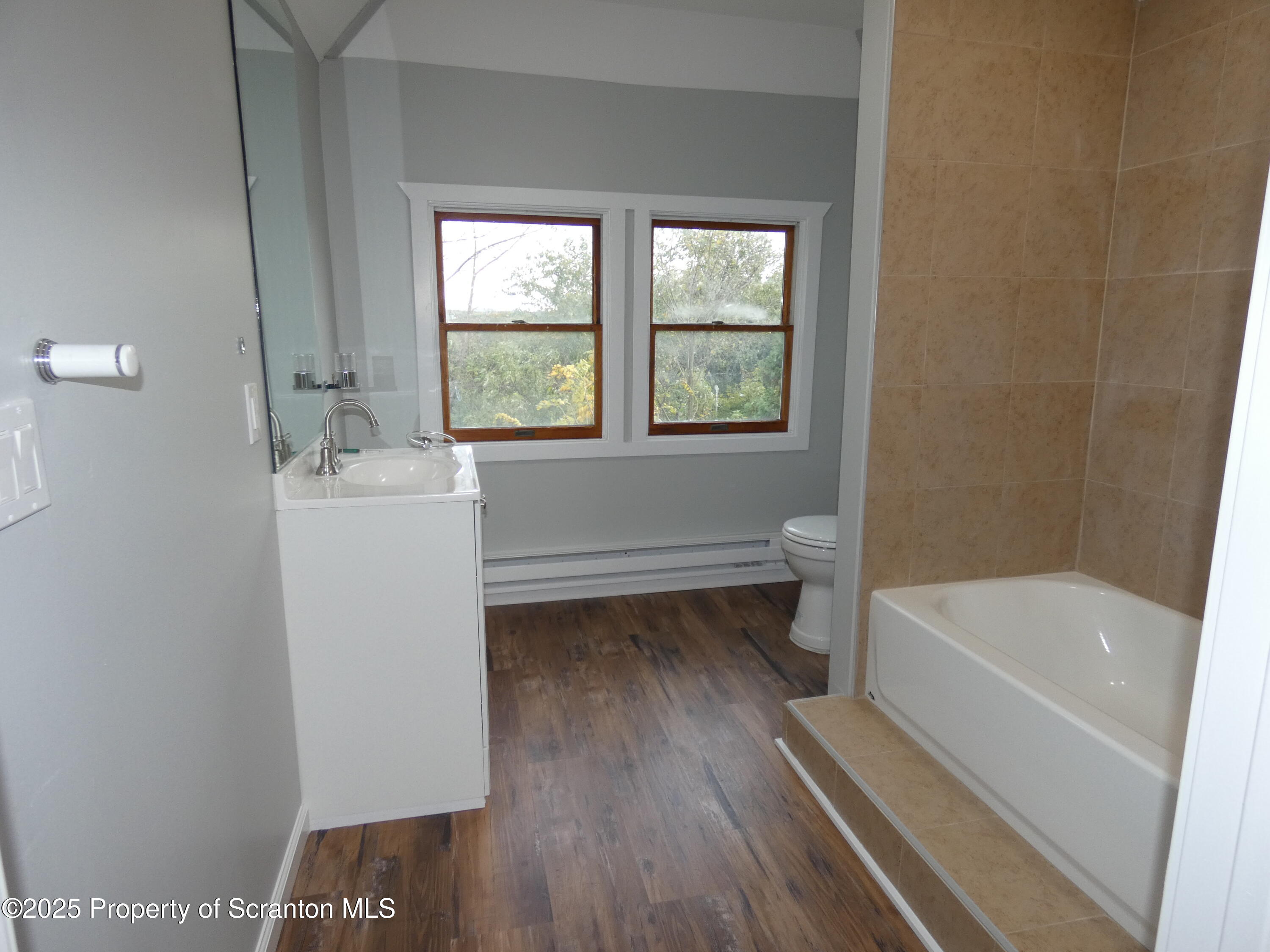 620 Sanderson Avenue, Unit 2 Olyphant, PA 18447 - Photo 26 of 44 P1040070