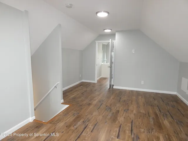 $1,800 | 620 Sanderson Avenue, Unit 2, Olyphant, PA 18447