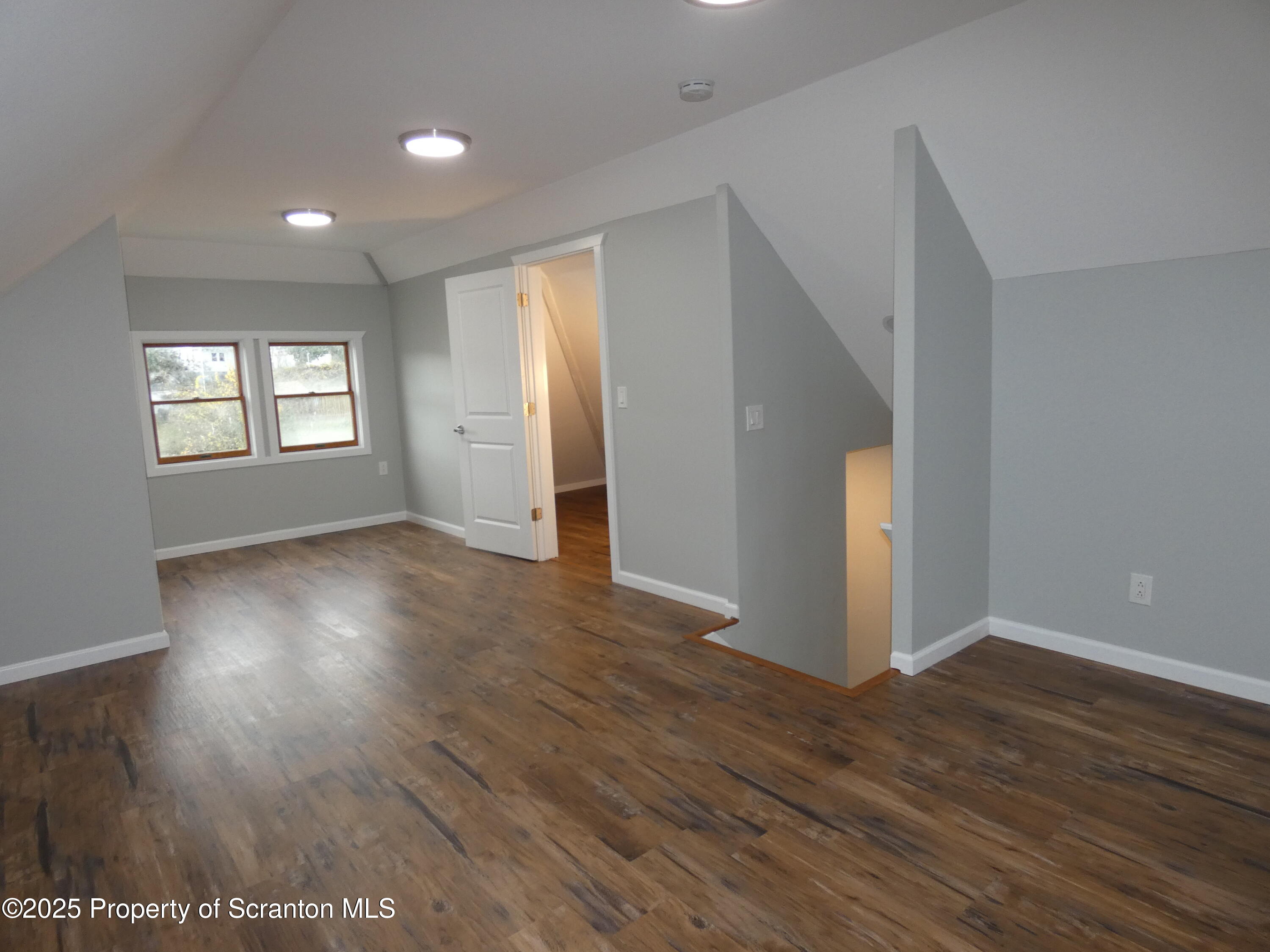 620 Sanderson Avenue, Unit 2 Olyphant, PA 18447 - Photo 33 of 44 P1040078