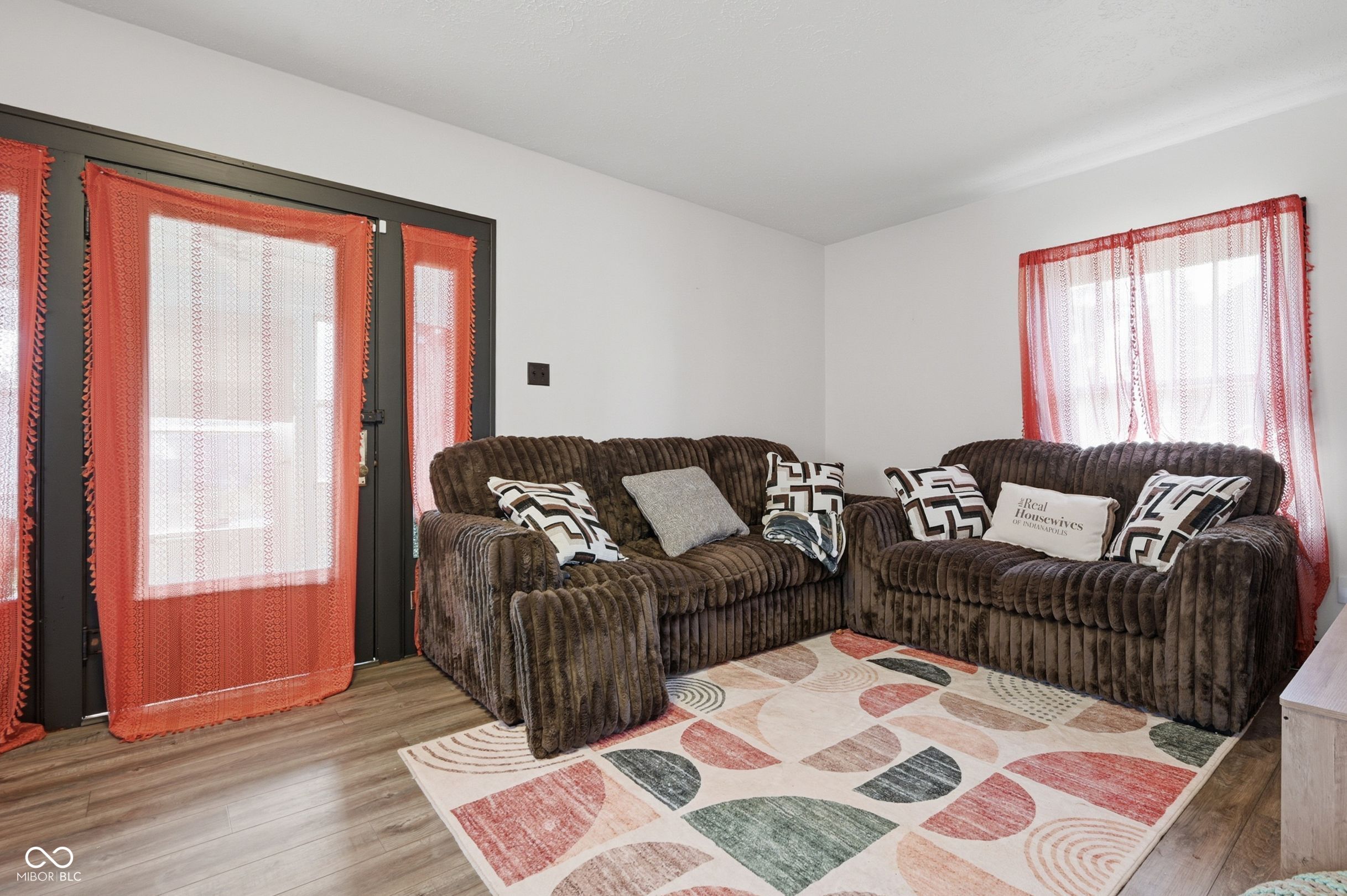 2502 Delaware Street Indianapolis, IN 46225 - Photo 5 of 24