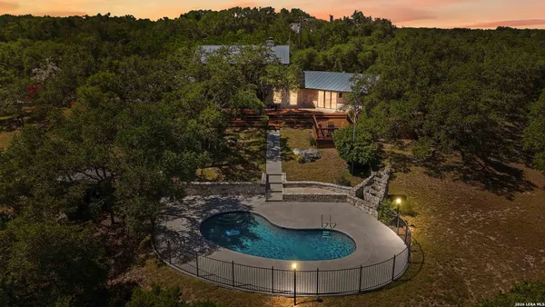 $925,000 | 318 Remington Drive, Bergheim, TX 78004
