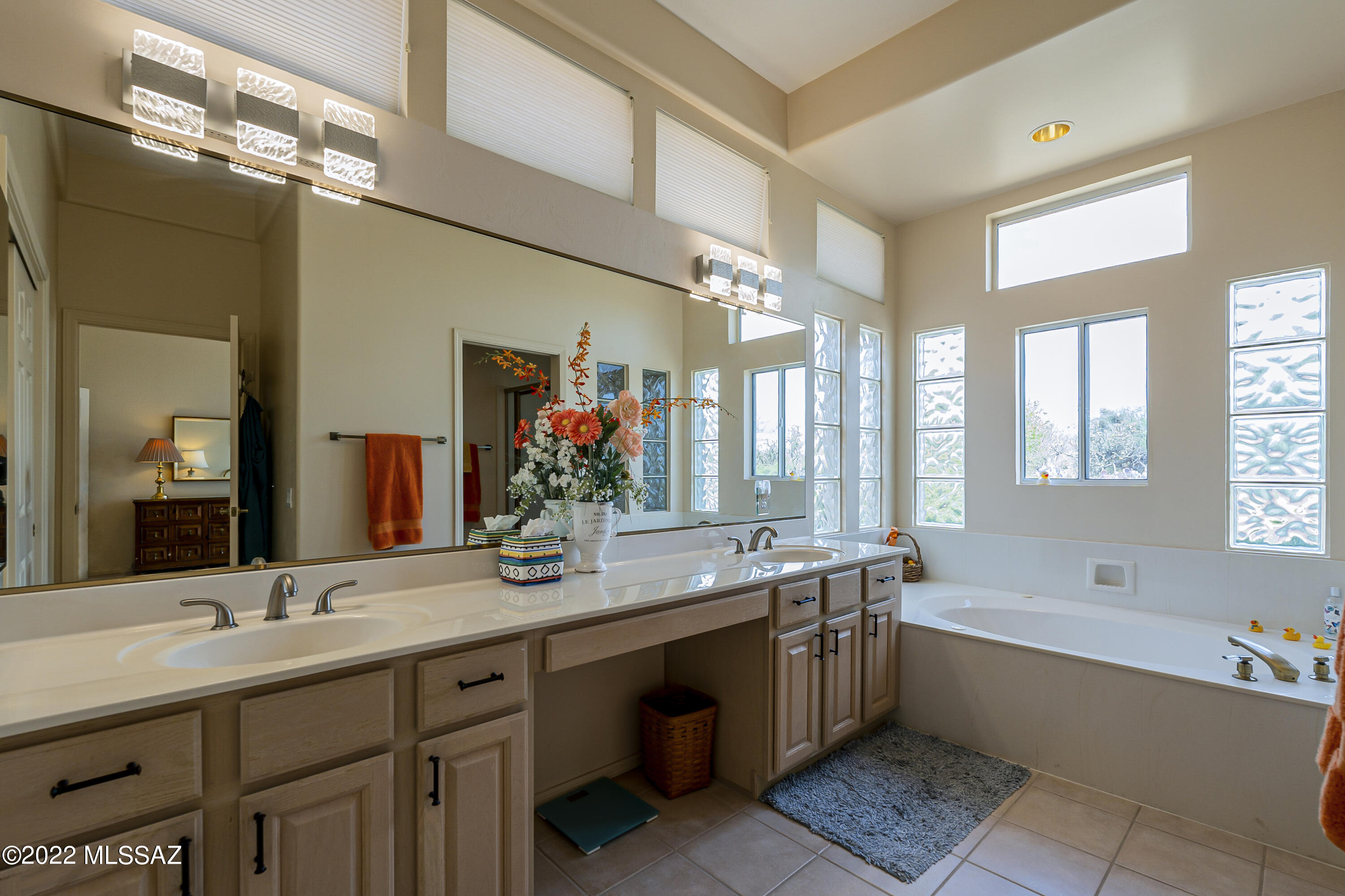 1589 East Crown Ridge Way Tucson, AZ 85755 - Photo 31 of 50