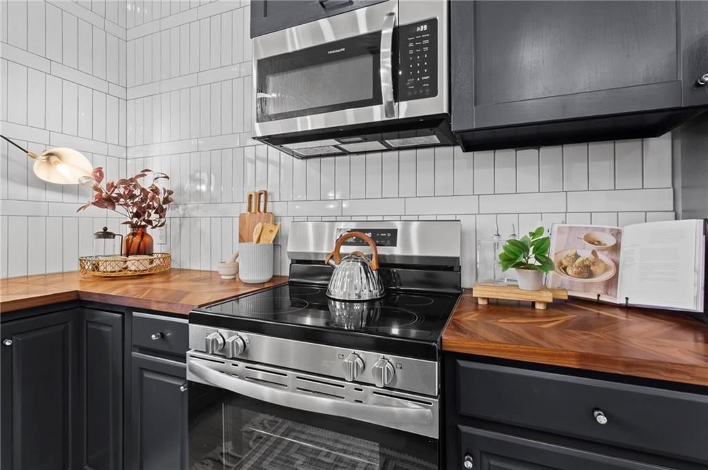 656 Shelton Avenue Southwest Atlanta, GA 30310 - Photo 19 of 37