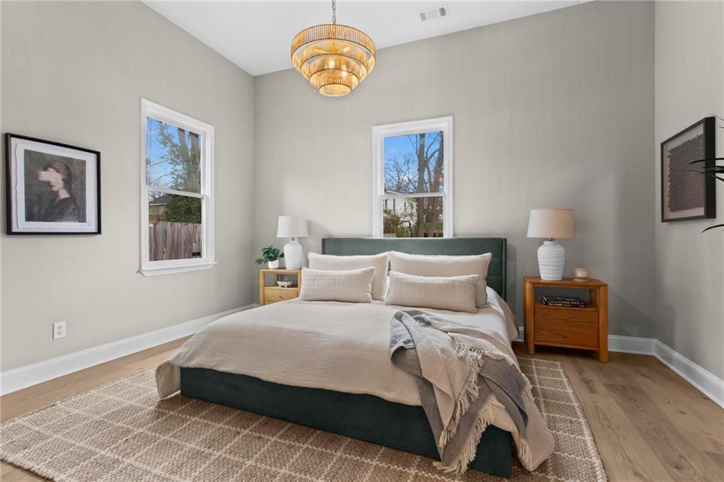 656 Shelton Avenue Southwest Atlanta, GA 30310 - Photo 23 of 37