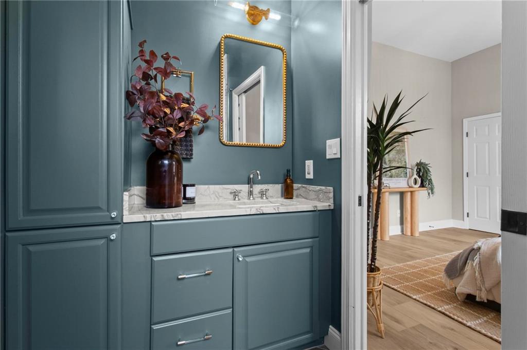 656 Shelton Avenue Southwest Atlanta, GA 30310 - Photo 26 of 37