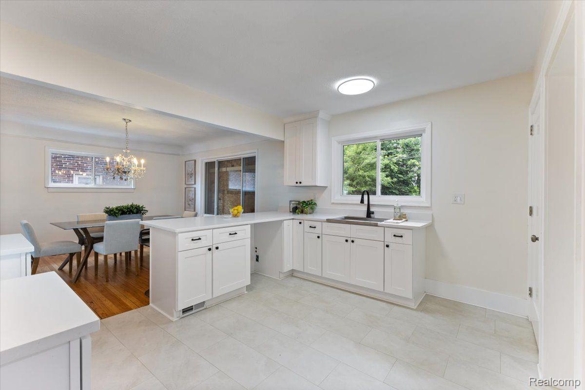 3669 Devonshire Road Detroit, MI 48224 - Photo 19 of 42 Gallery Image 19