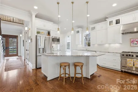 $2,250,000 | 400 Hunter Lane, Charlotte, NC 28211