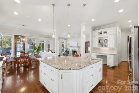 $2,250,000 | 400 Hunter Lane, Charlotte, NC 28211