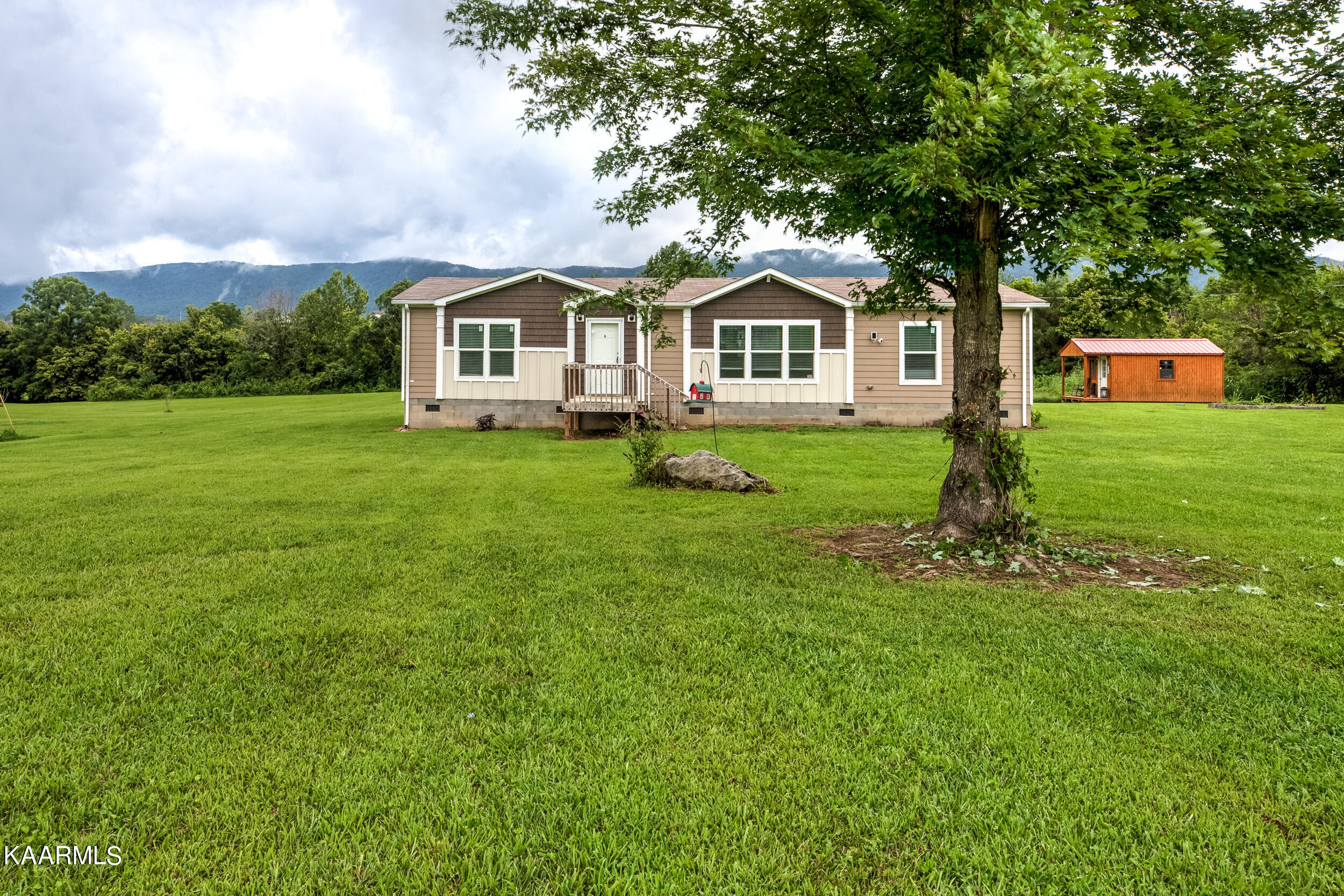 2858 Back Valley Road Speedwell, TN 37870 - Photo 4 of 35 2858 Back Valley Rd-4