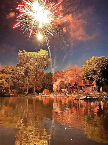 $2,985,000 | 21605 117th Street, Bristol, WI 53104