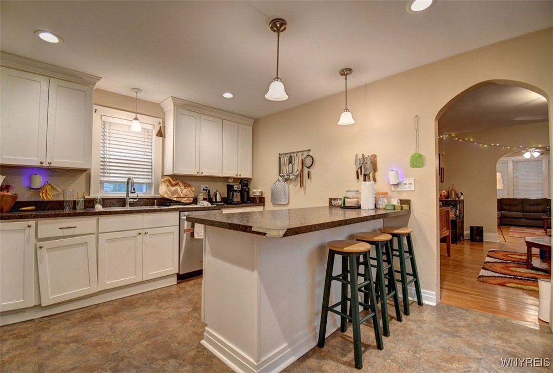 210 Congress Street Buffalo, NY 14213 - Photo 16 of 37 Kitchen