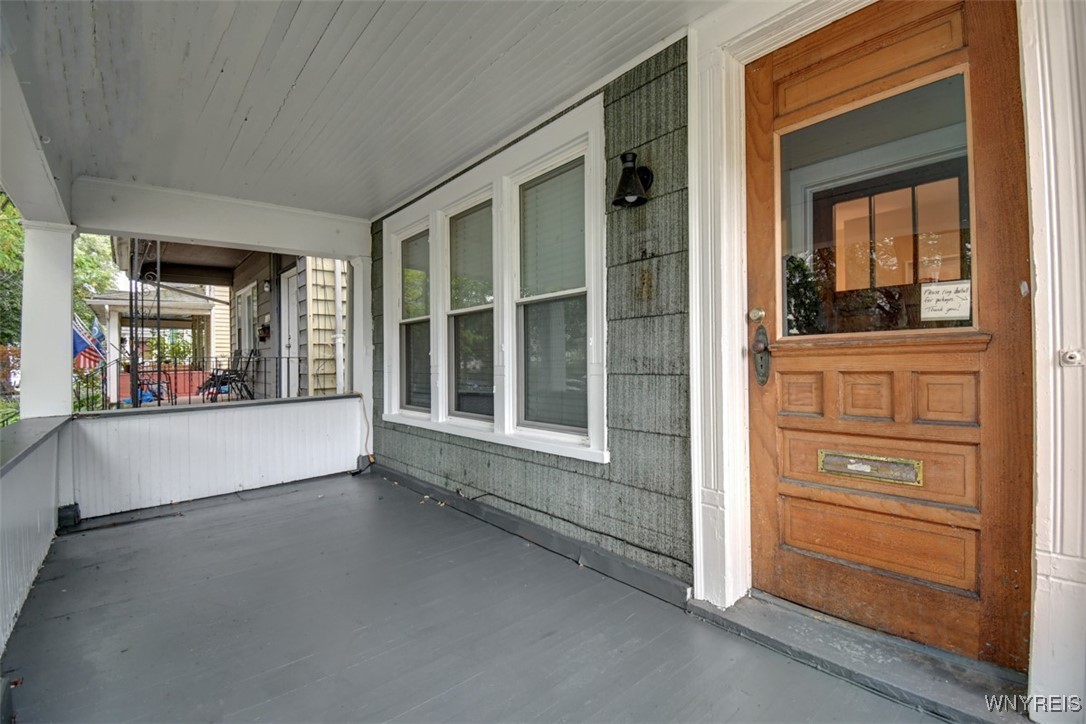 210 Congress Street Buffalo, NY 14213 - Photo 2 of 37 Front Porch