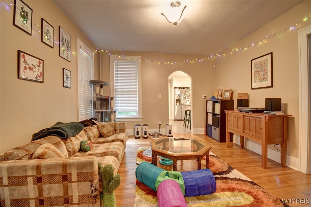 210 Congress Street Buffalo, NY 14213 - Photo 8 of 37 Dining Room